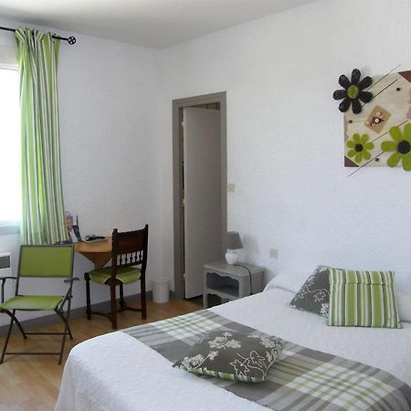Hotel Le Week-End Plouider Εξωτερικό φωτογραφία
