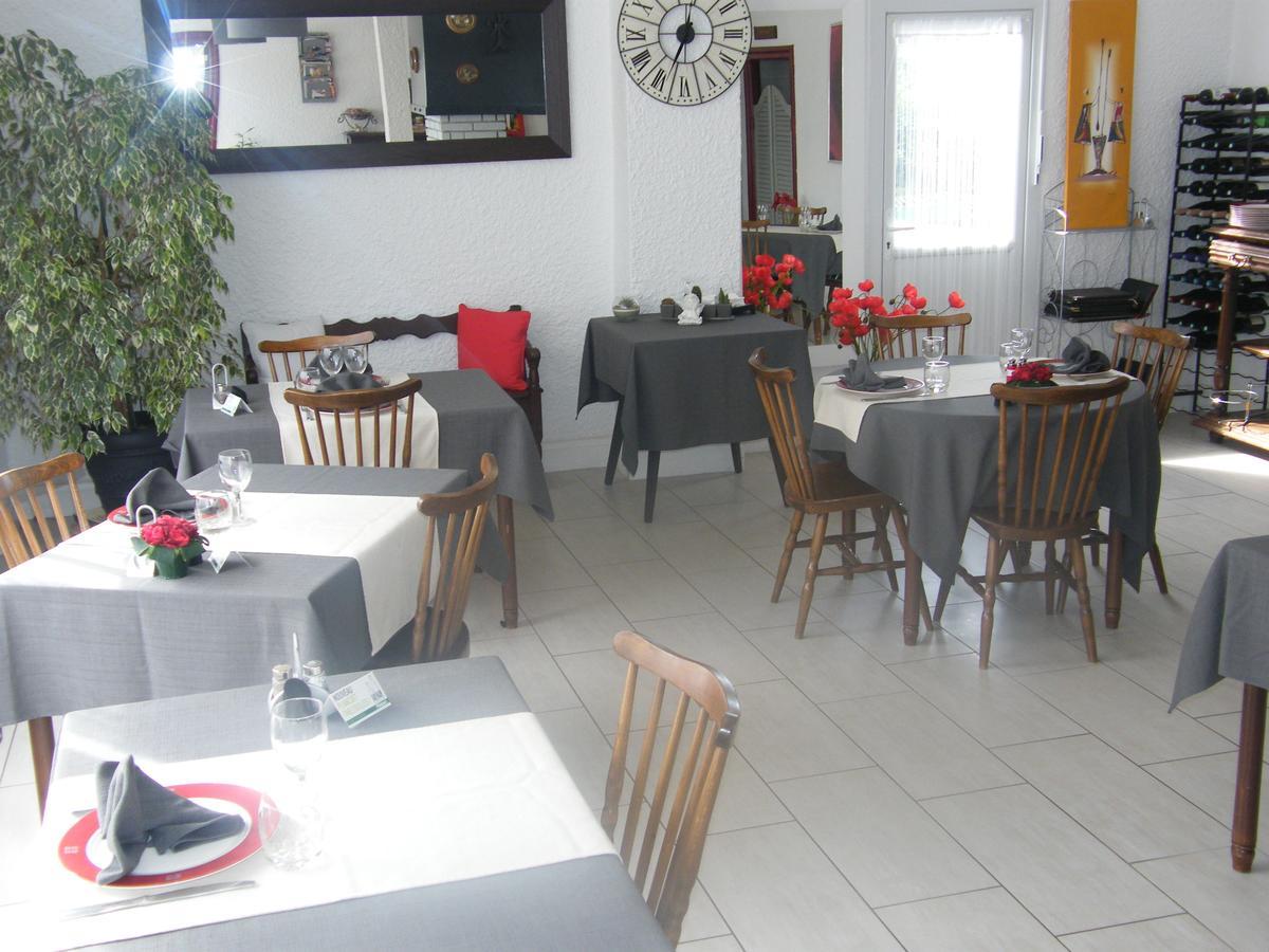 Hotel Le Week-End Plouider Εξωτερικό φωτογραφία