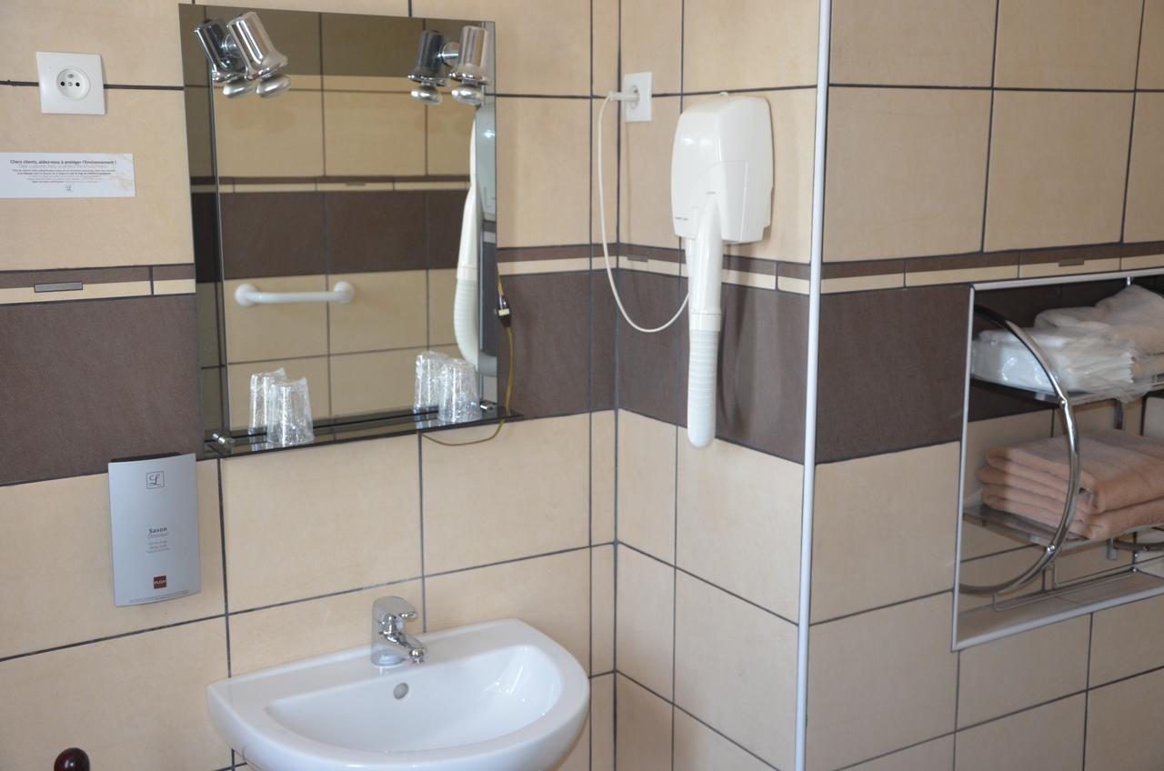Hotel Le Week-End Plouider Εξωτερικό φωτογραφία
